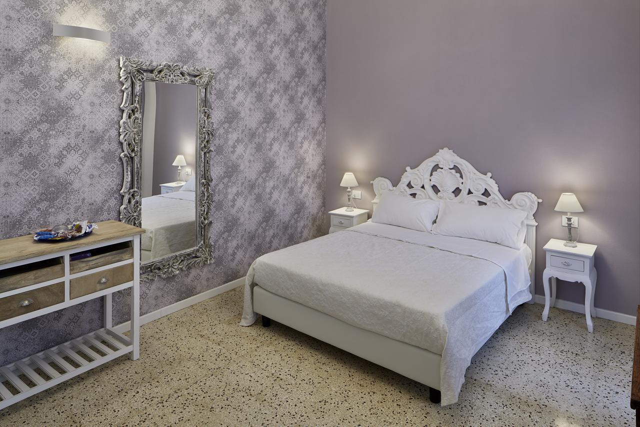 Bed & Breakfast Yard 19 *